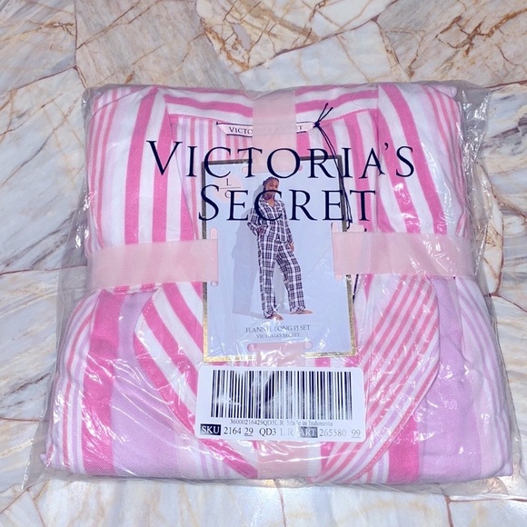 Victoria's Secret Pink Striped Pajama Set - Picture 7 of 8